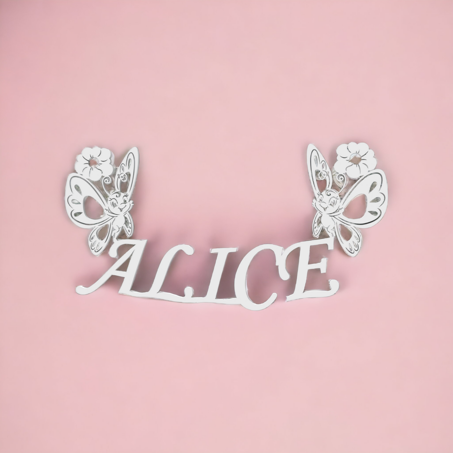 Décoration Murale Personnalisée en 3D avec Prénom et Papillons