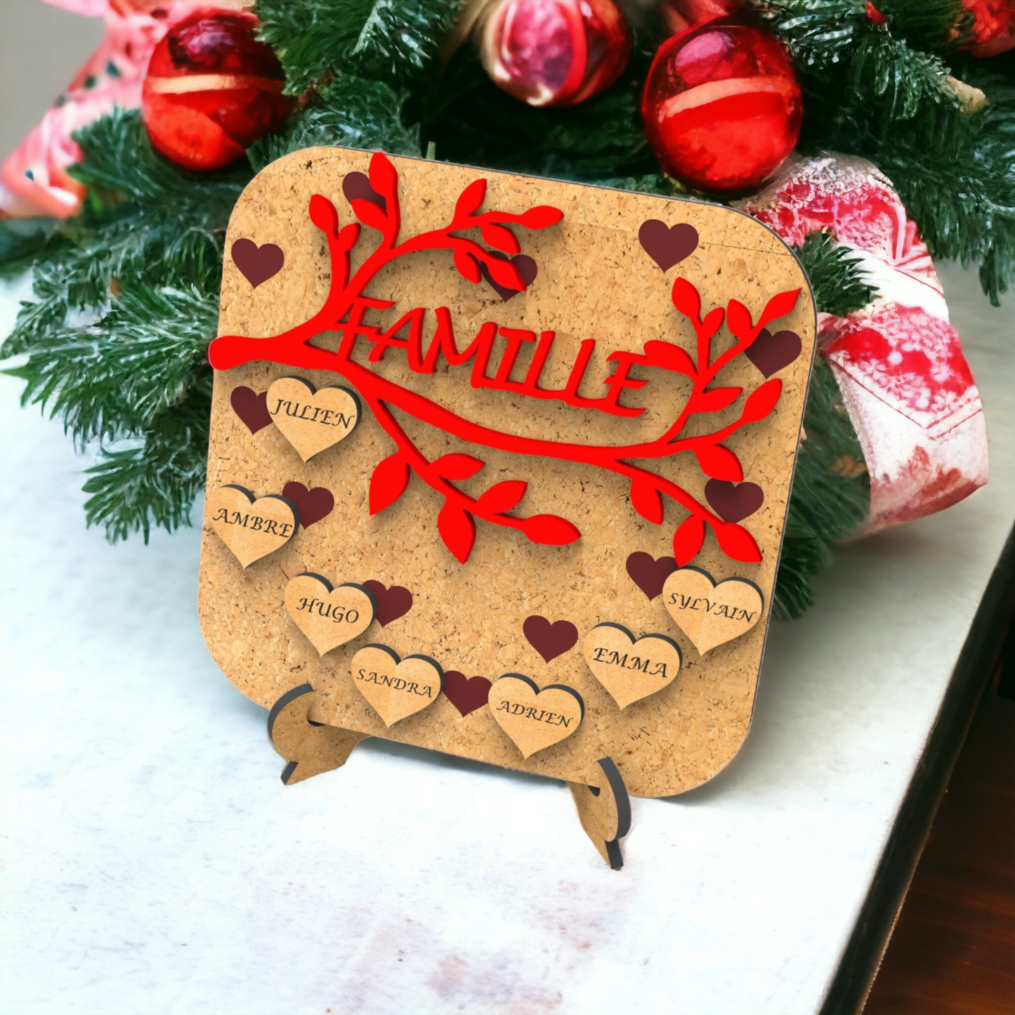 Cadre en bois personnalisé avec branche de feuilles 3D et cœurs gravés