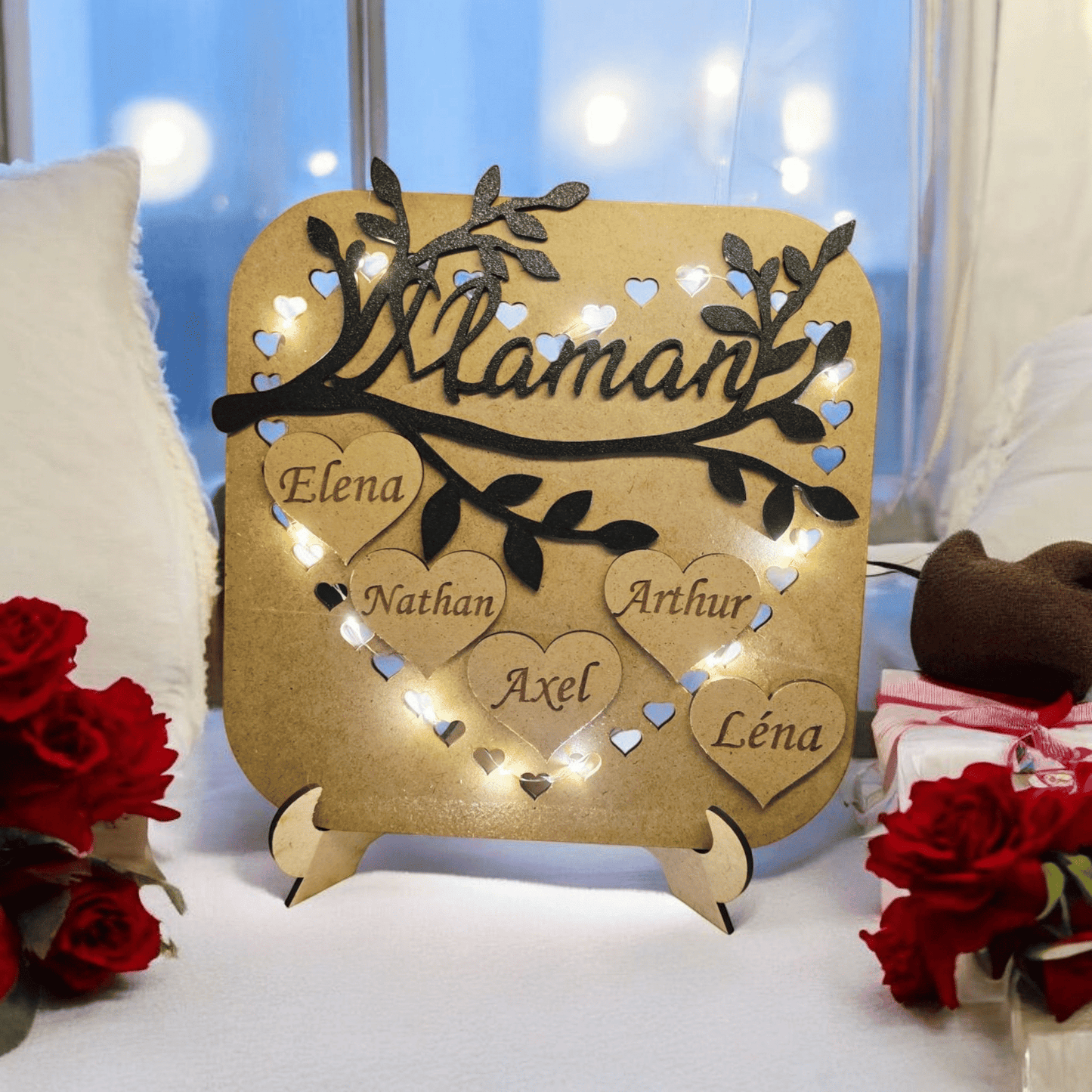 Cadre Personnalisé en Bois pour la Fête des Mères avec Prénoms Gravés et Guirlande LED
