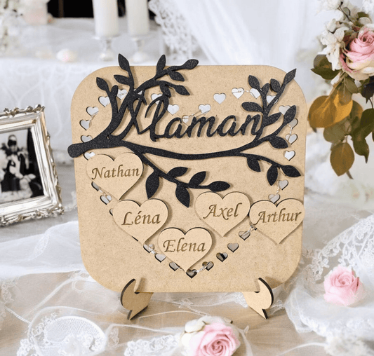 Cadre Personnalisé en Bois pour la Fête des Mères avec Prénoms Gravés et Guirlande LED