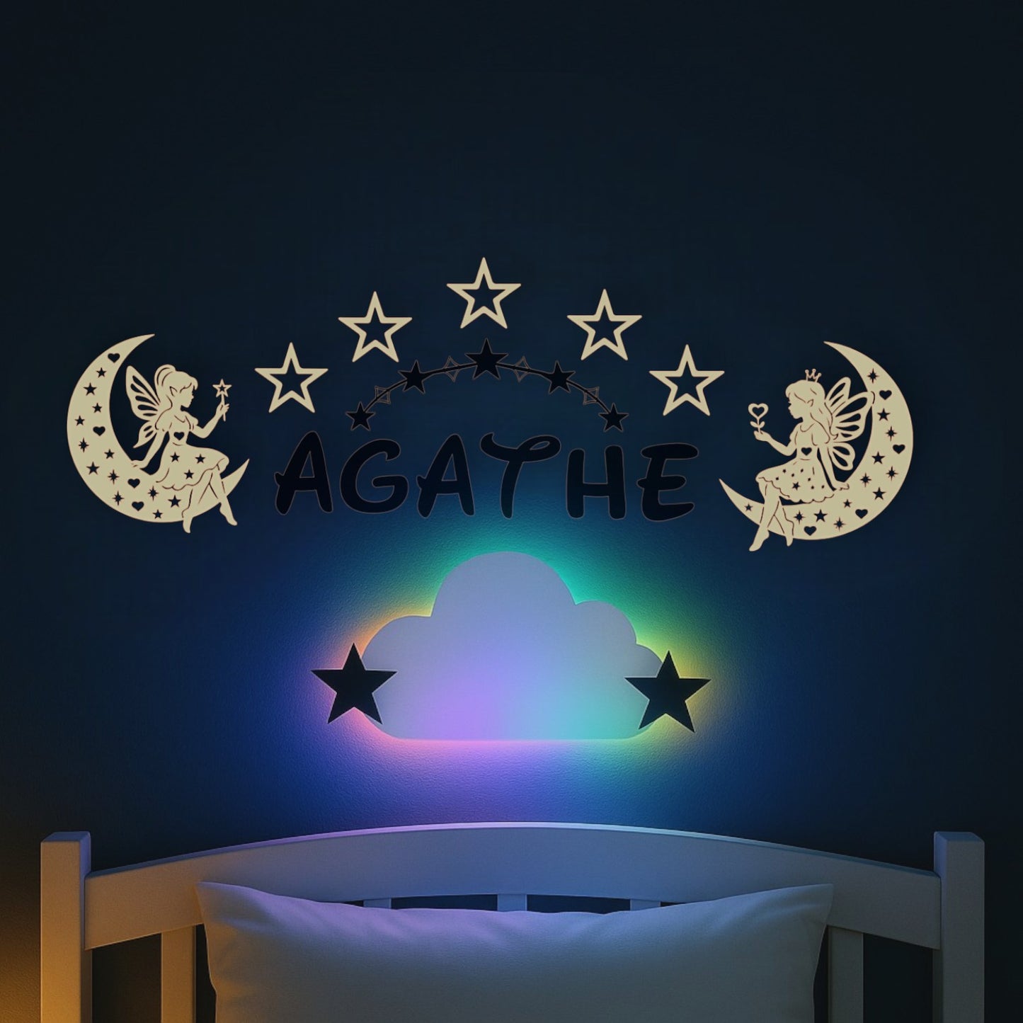 Déco murale féerique personnalisée pour chambre de fille- Fée sur lune